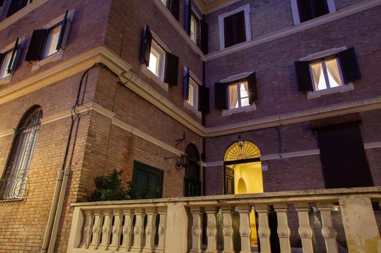 Emperor'S View - Apartment In Colosseum Roma Exterior foto